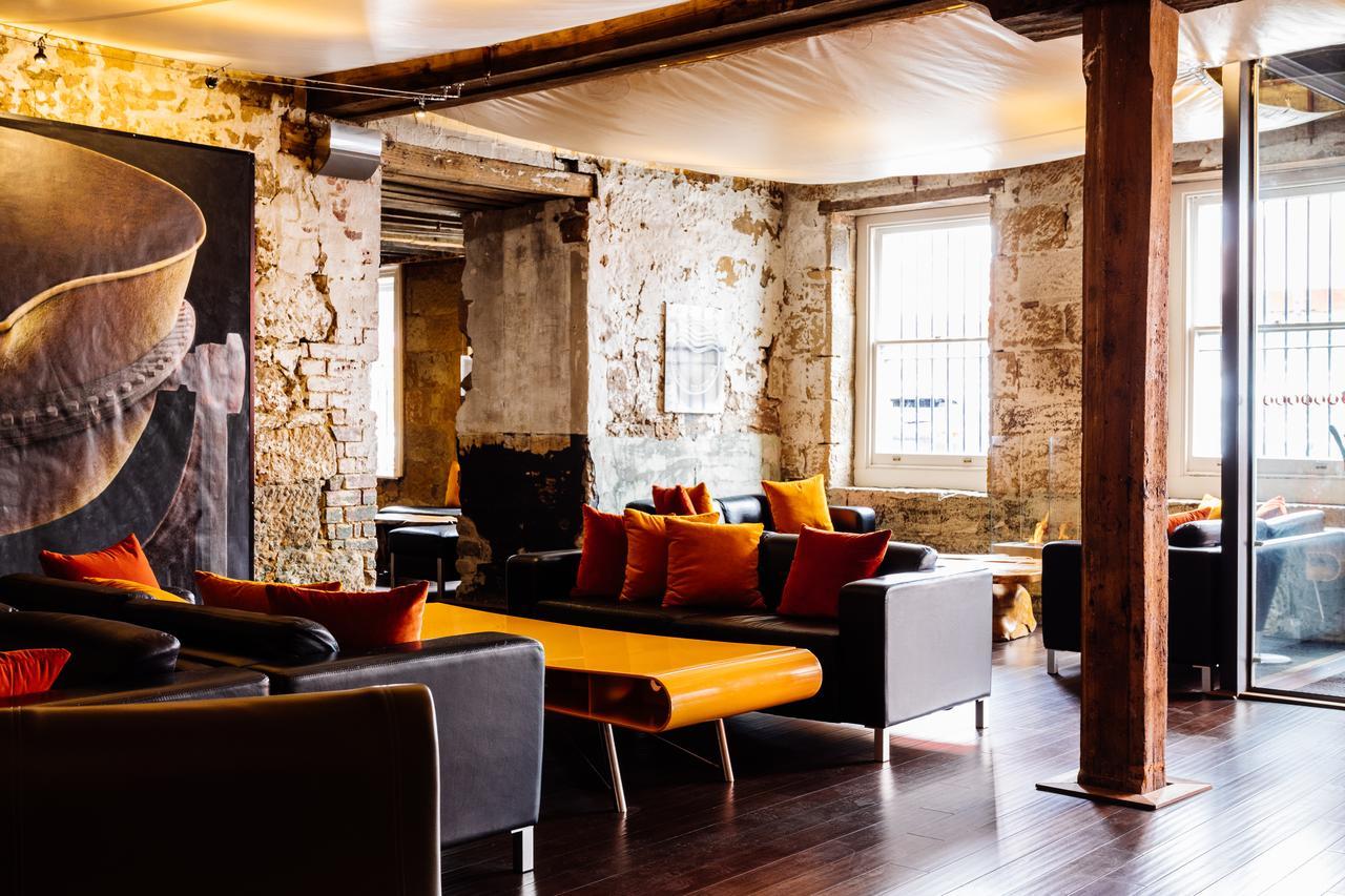 The Henry Jones Art Hotel Hobart Exterior foto The interior of the hotel